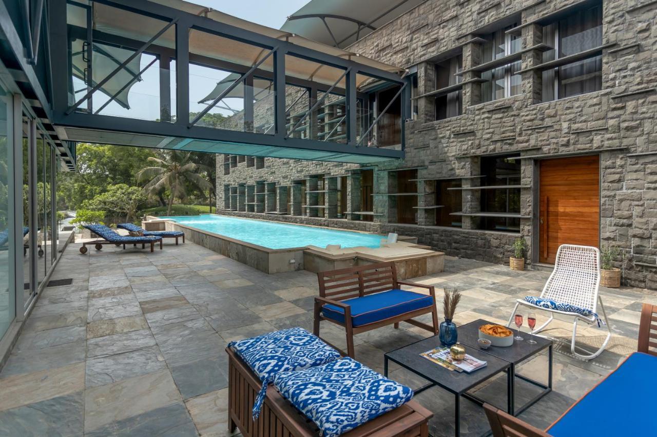 Lohonostays Maharajah House Karjat Exteriör bild