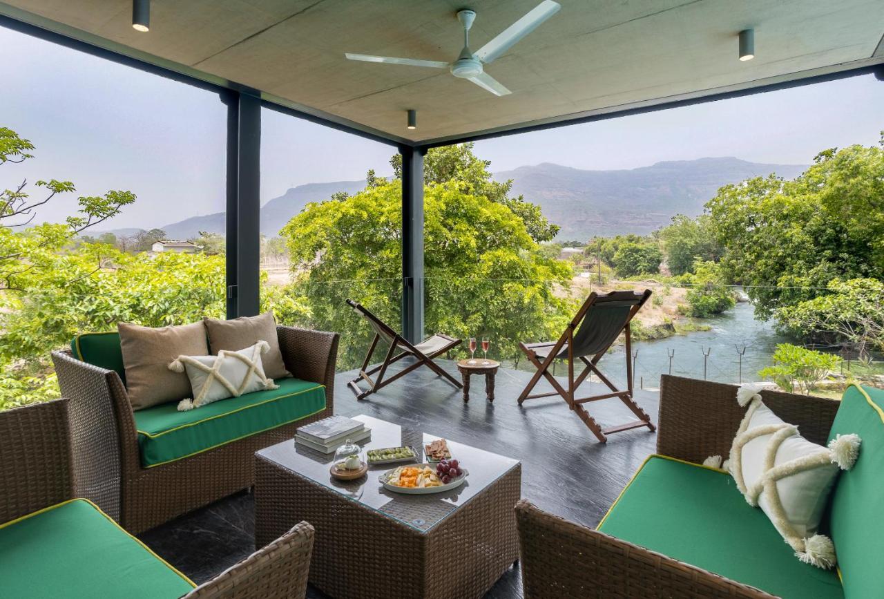 Lohonostays Maharajah House Karjat Exteriör bild