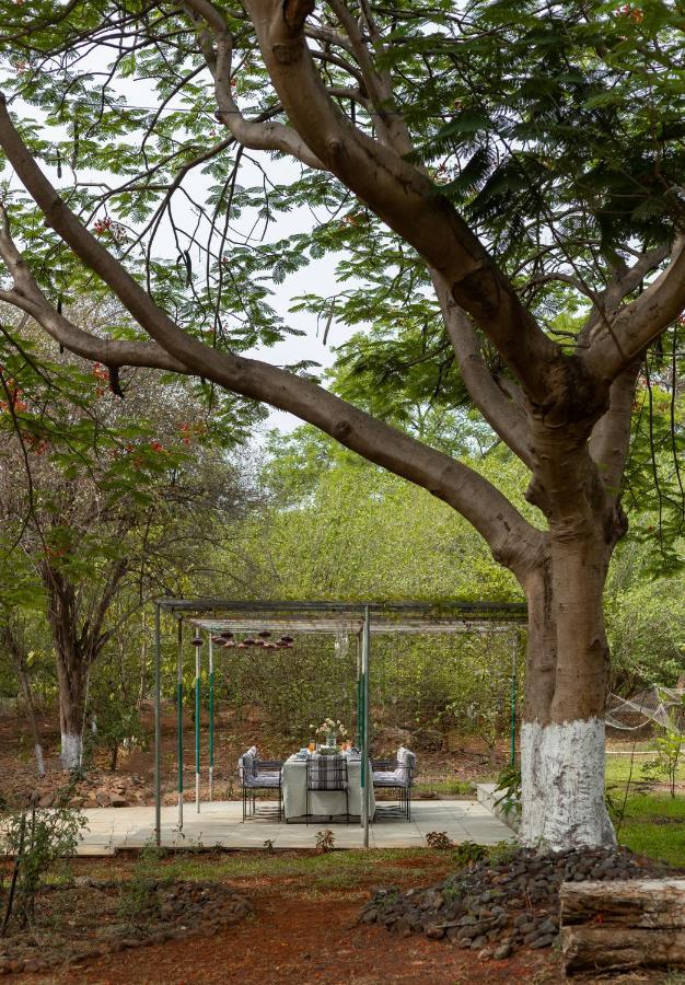 Lohonostays Maharajah House Karjat Exteriör bild
